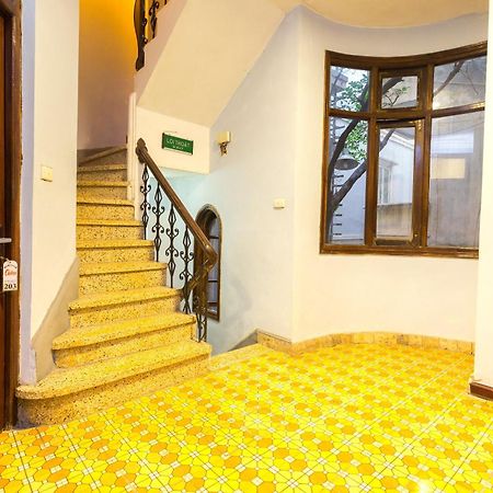 Chikoo Homestay Spot-On Hanoi Exteriör bild