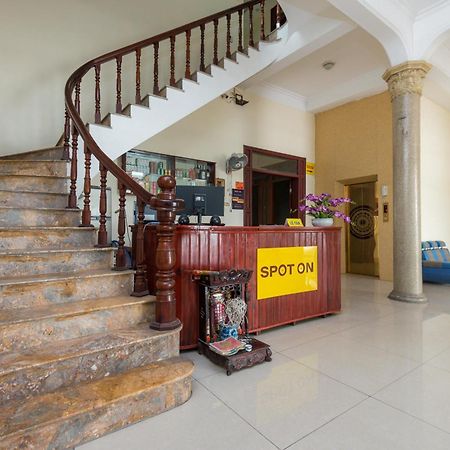 Chikoo Homestay Spot-On Hanoi Exteriör bild