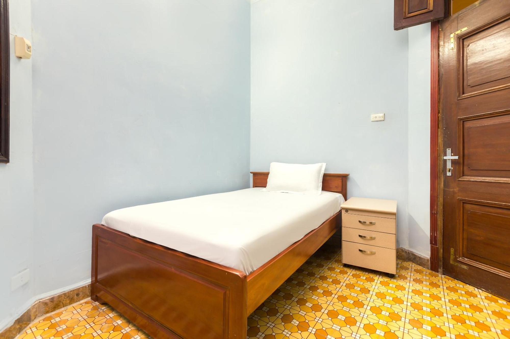 Chikoo Homestay Spot-On Hanoi Exteriör bild