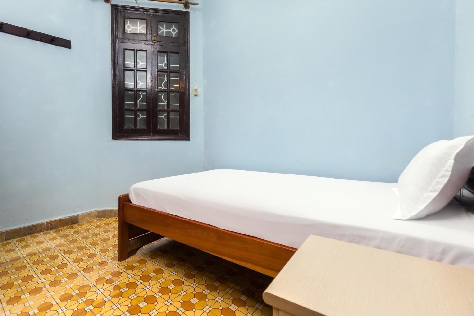 Chikoo Homestay Spot-On Hanoi Exteriör bild